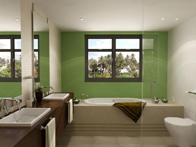 Интерьер ванной комнаты с фальш-окном